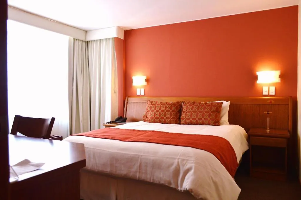 La Carolina Inn Quito 3*,